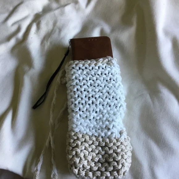 Phone Bag - Picture 4 of 5